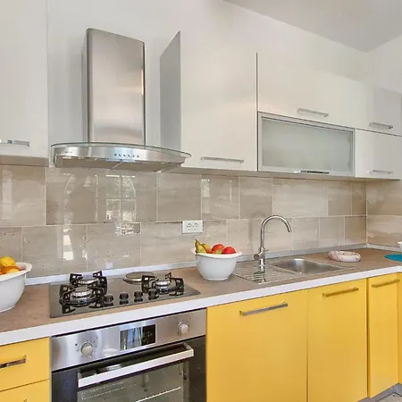 Holiday home Bella Hreljici