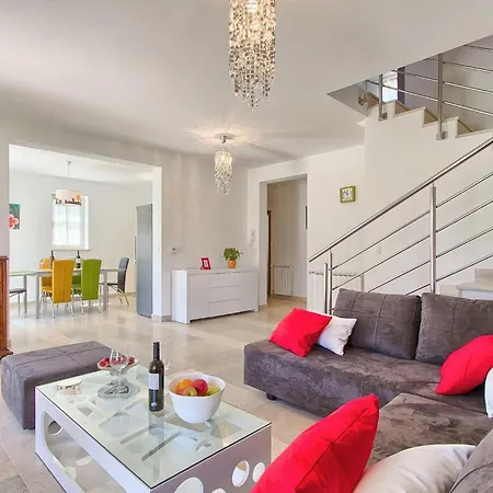 Bella Holiday home *